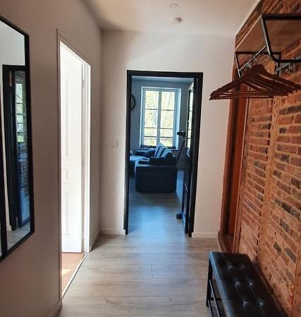 Appartement D'Hippolyte - Vue Musee Rimbaud Charleville-Mézières Esterno foto